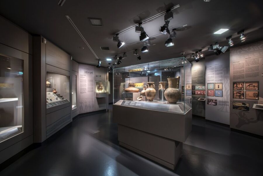 Athens: Museum of Cycladic Art Entry Ticket - The second floor follows Greek art through the centuries