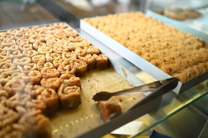 Athens Off-the-Beaten-Path Gastronomy: Secret Authentic Flavors - Guides, Group Size, and the Feel of the Walk