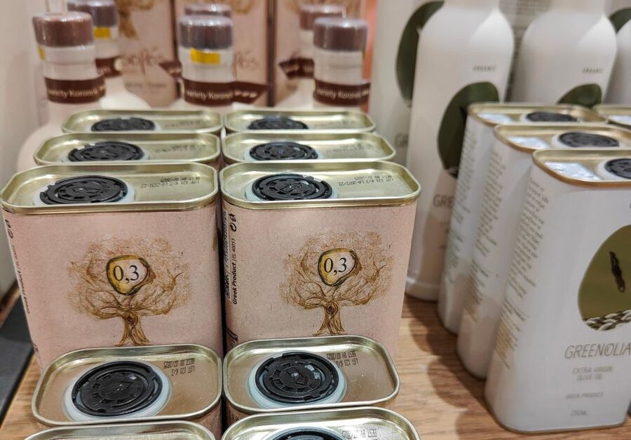Athens Old Town: Greek Olive Oil & Herbs Tasting - Four oils in the heart of Plaka