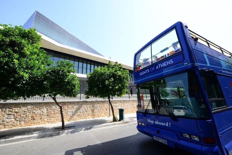 Athens, Piraeus, and Coastline: Blue Hop-On Hop-Off Bus - Blue Line: Piraeus marinas and the port