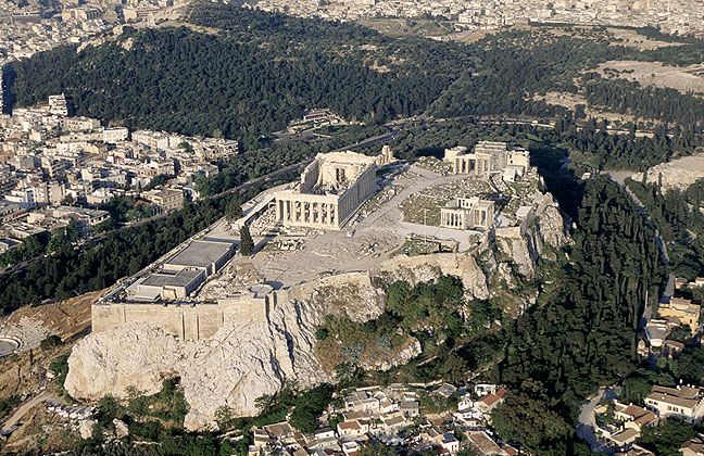 Athens: Private 4-Hour Tour with Acropolis and Old Town - Reaching the Propylaea and Acropolis