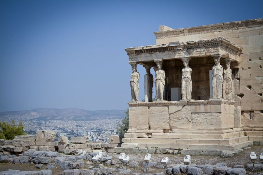Athens: Private Acropolis Tour with focus on Kids & Families - The Caryatids and the Erechtheion
