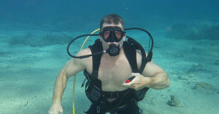 Athens: Private Discover Scuba Diving for Beginners - The equipment list covers the essentials