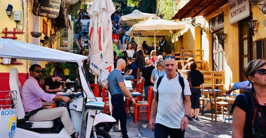 Athens: Private Evening Sightseeing Tour by Electric Tuk-Tuk - Starting at Syntagma and the city’s grand civic center