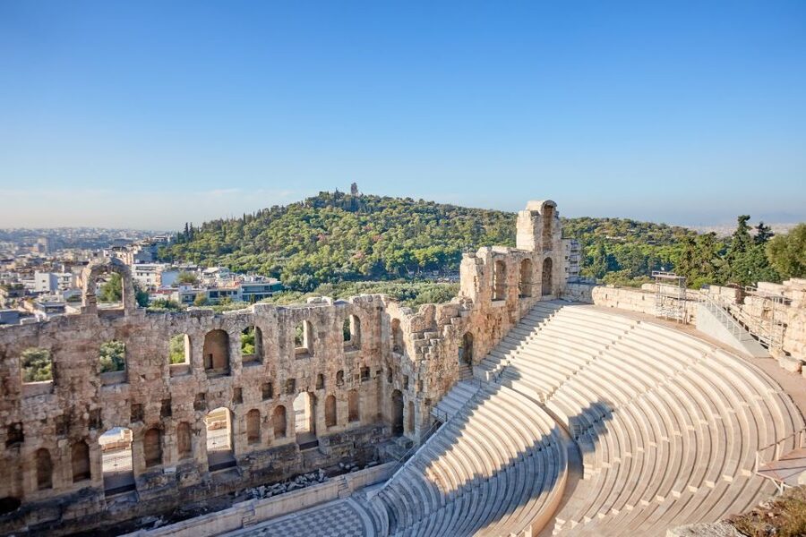 Athens: Private Guided Skip-the-Line Tour of the Acropolis - The Propylaia and the first great views