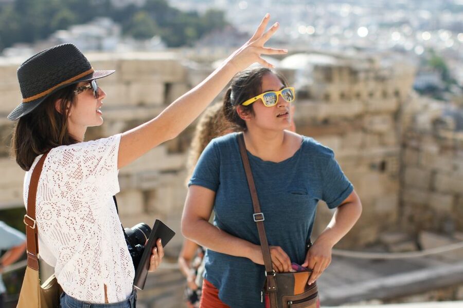 Athens: Private Guided Skip-the-Line Tour of the Acropolis - Meeting at Dimitris Pikionis’s stone path
