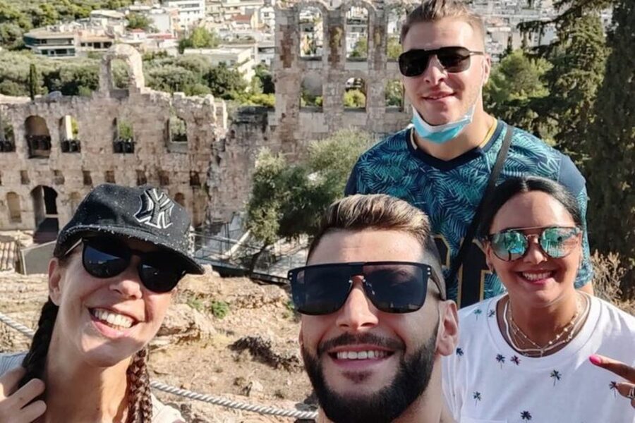 Athens : Private Walking Tour With A Guide ( Private Tour ) - Who will get the most from this experience?