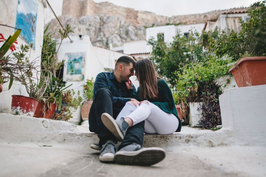Athens: Professional photoshoot at Anafiotika Village - Key points to know before you book