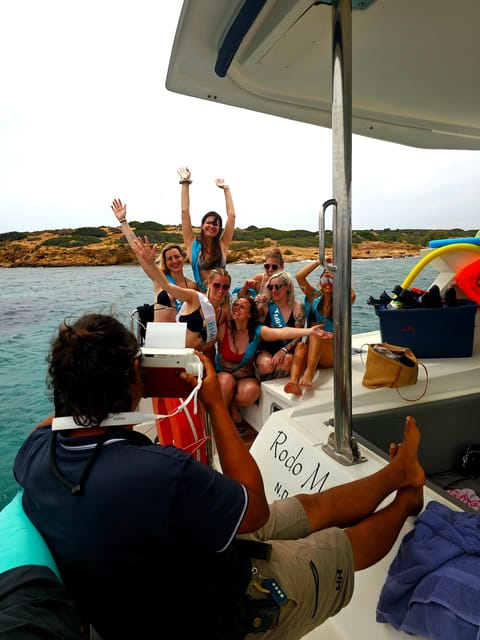 Athens: Riviera Catamaran Tour with Fresh Meal and Drinks - Why the Athens Riviera makes a fine half-day escape
