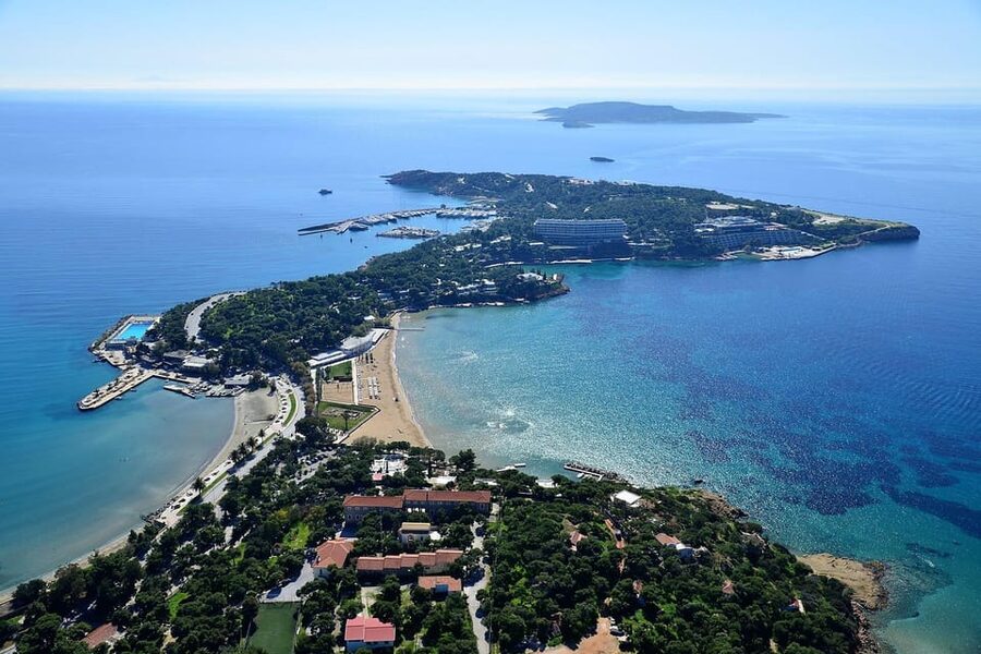 Athens Riviera: Poseidon Temple & Lake Vouliagmeni Day Tour - Who should book this day?