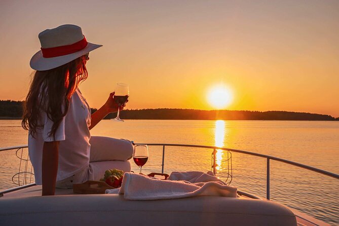 Athens Riviera Sunset Cruise with Snacks and Drinks Included - Snacks, Drinks, and the Evening Mood