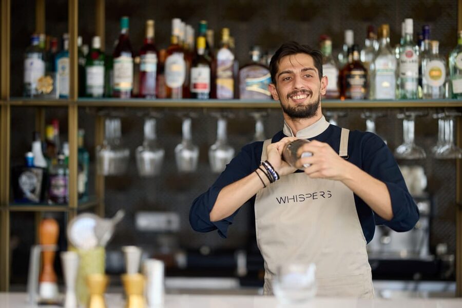 Athens: Rooftop Fine Dining at Whispers Restaurant - Dress code and practical details