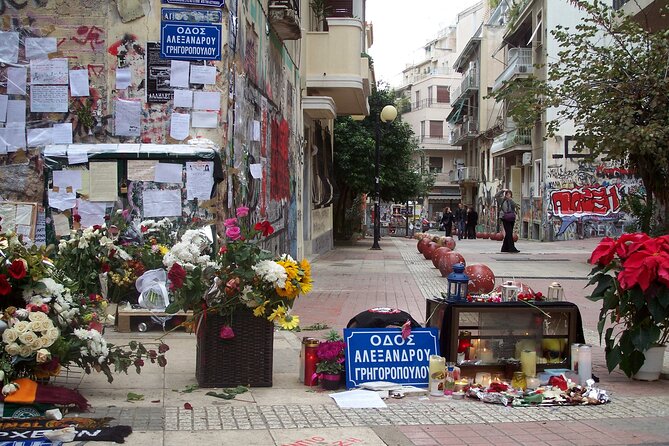 Athens Social and Political Walk - Starting near the seat of government