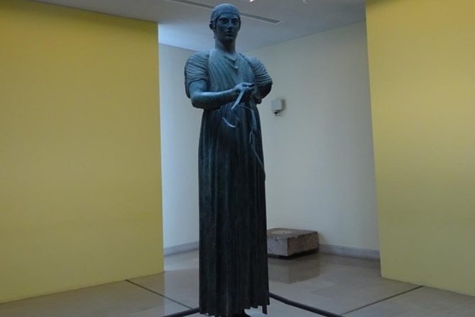 Athens Super Saver: Athens Sightseeing Tour plus Delphi Day Trip - Day two takes you north to Delphi