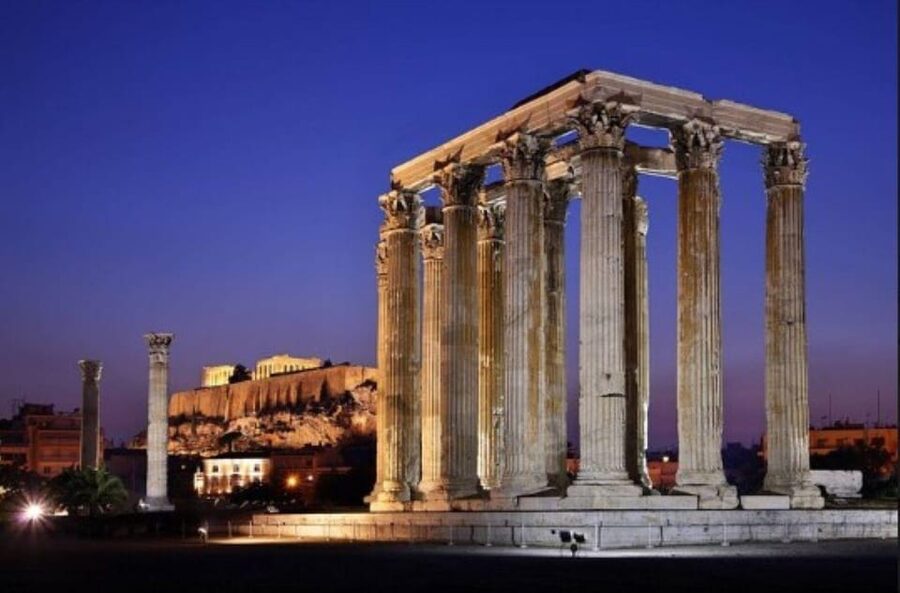 Athens: Temple of Olympian Zeus Entrance Ticket - The surviving columns and the problem of scaffolding