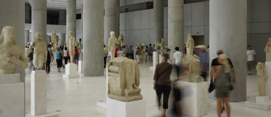 Athens: The Acropolis Museum Guided Tour - The Archaic Gallery and the power of natural light