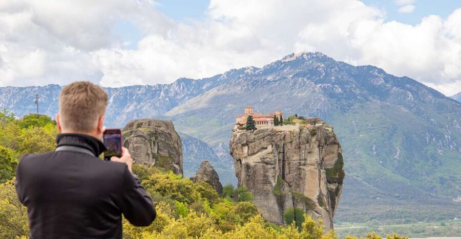 Athens to Meteora: Monasteries & Hidden Caves Bus Tour - Who gets the best value from this tour