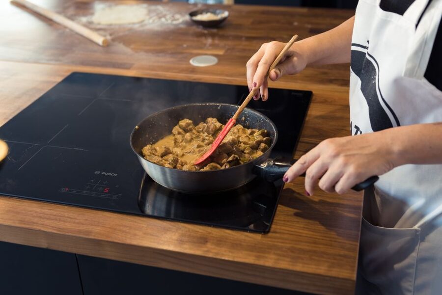 Athens: Traditional Greek Cooking Class with Full Meal - Who should book this Athens cooking class?