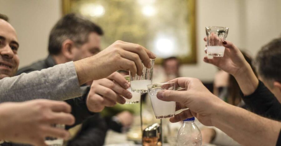 Athens: Ultimate Food Walking Tour with 15 Tastings - Who should book this food walk?