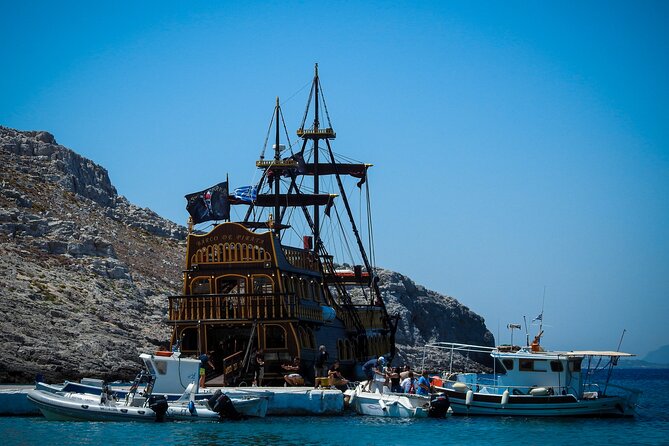 Barco De Pirata Cruise at 3 Islands in Greece - The pirate ship and onboard atmosphere