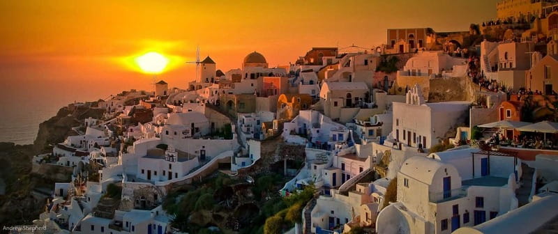 Blue Dome And Oia Sunset Small Group Transfer - Key points at a glance