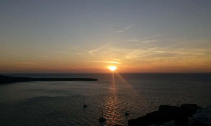 Blue Dome And Oia Sunset Small Group Transfer - Meeting in Fira or Kamari