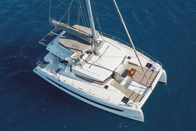CATAMARAN Kleftiko Poliegos & Round of Milos Lunch with Openbar - The best parts of the day