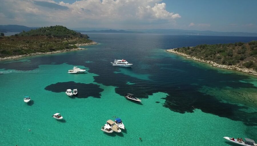 Chalkidiki: Blue Lagoon & Ammouliani Island Cruise & Lunch - The 1.5-hour stop near Diaporos