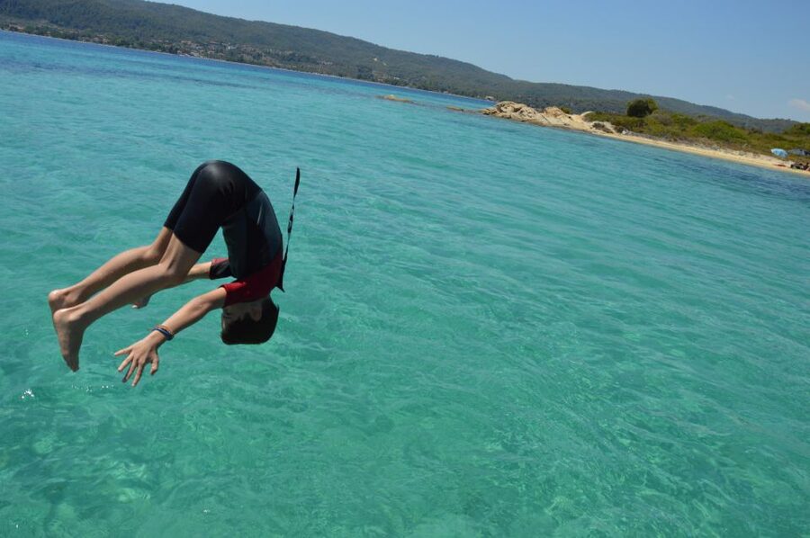 Chalkidiki: Blue Lagoon & Ammouliani Island Cruise & Lunch - Ammouliani and the Alikes Beach stop