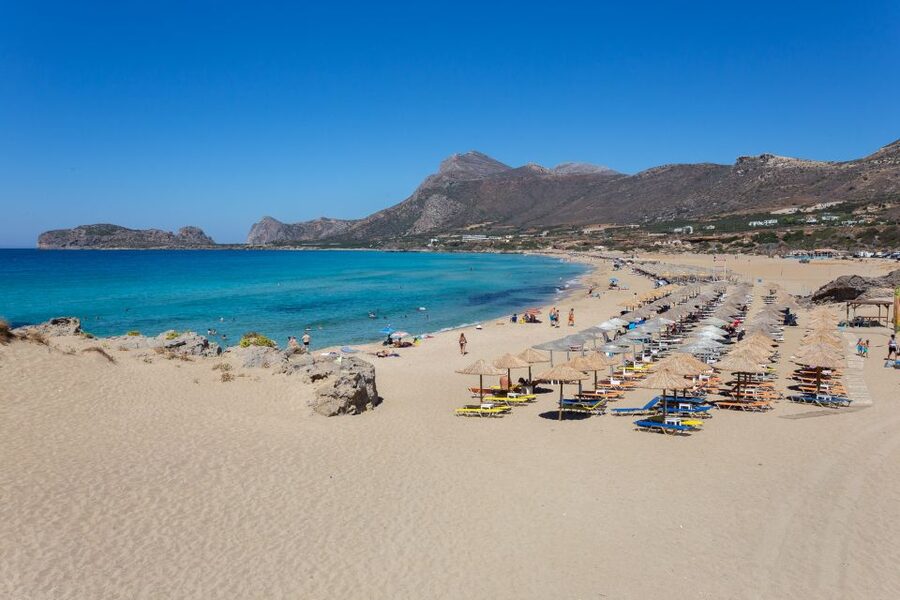Chania: Balos and Falassarna Tour with Loungers and Lunch - What the guides add to the experience