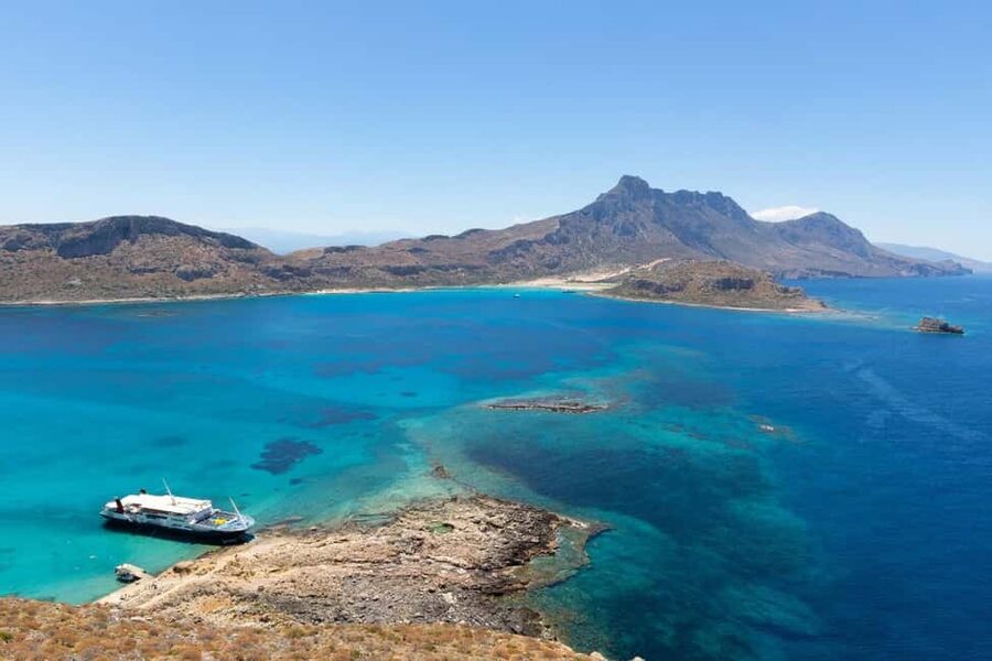 Chania: Balos Gramvousa Cruise with Transfer and Boat Ticket - Gramvousa Island and the 137-meter castle climb