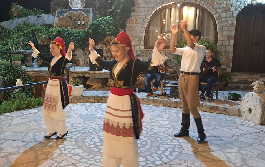 Chania: Cretan Folklore Dance Show with Dinner - A three-hour meal built around Cretan staples