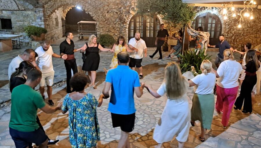 Chania: Cretan Folklore Dance Show with Dinner - Should you book the Cretan folklore night?