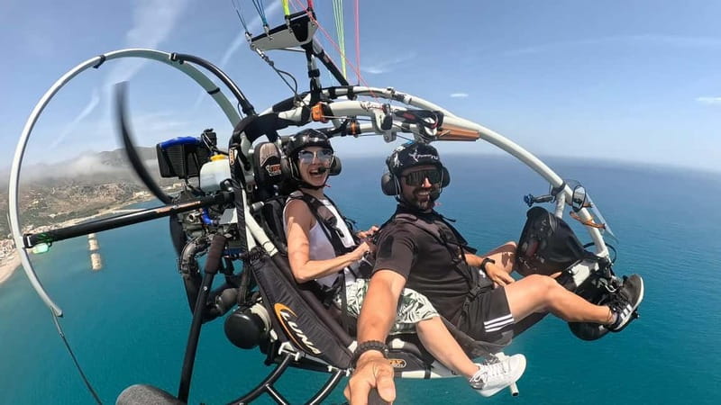 Chania: Paratriking Experience with a Professional Pilot - Who will enjoy this most?