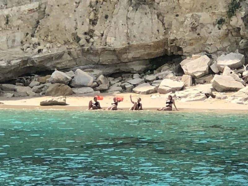 Chania: Private Cruise with Sup Food & Unlimited Drinks - Kalami and the Venetian view
