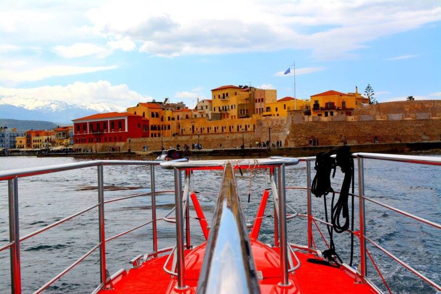Chania: Semi-Submarine Boat Underwater Experience - Twenty-five minutes around the Venetian Harbor
