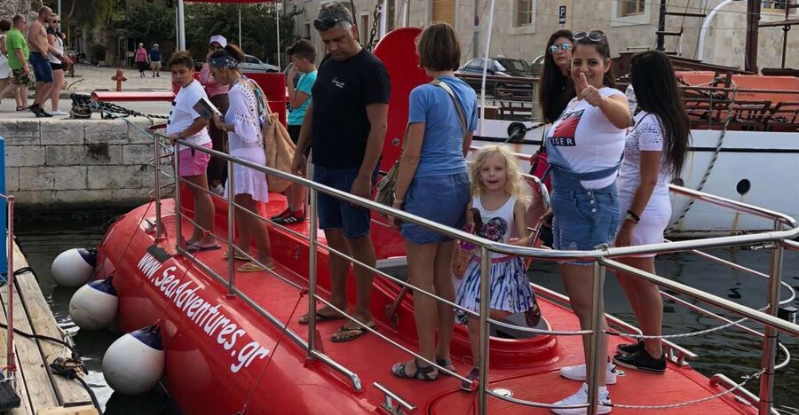 Chania: Semi-Submarine Boat Underwater Experience - Ten minutes beyond the harbor