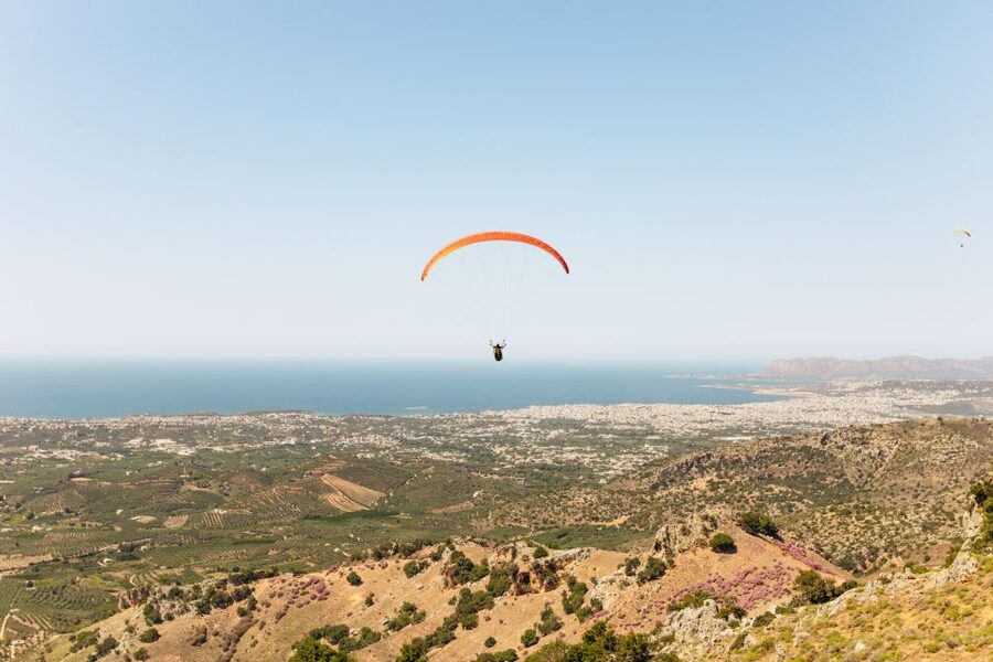 Chania: Tandem Paragliding Flight in Crete - Why Chania is a fine place to try paragliding