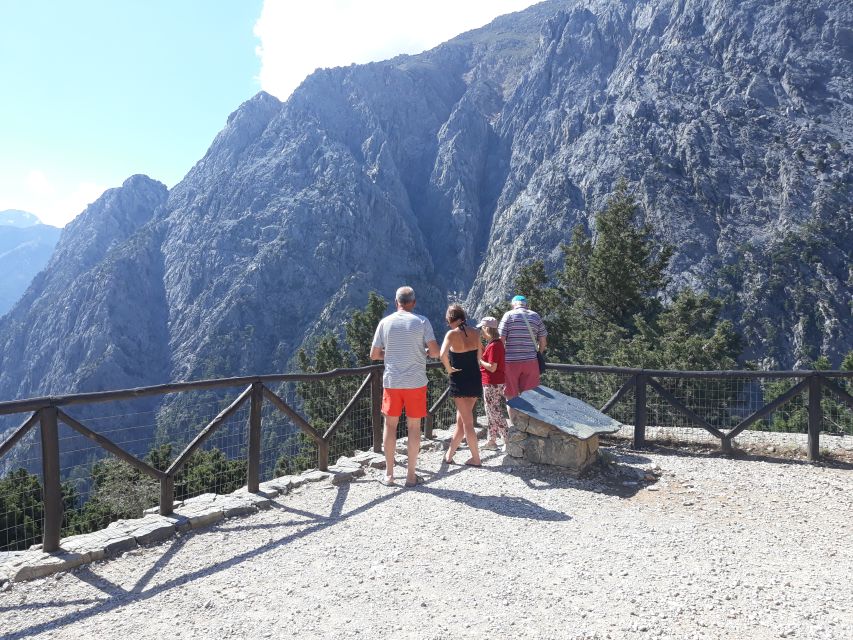 Chania: White Mountains Safari Tour with Lunch and Tastings - Lunch above Samaria Gorge