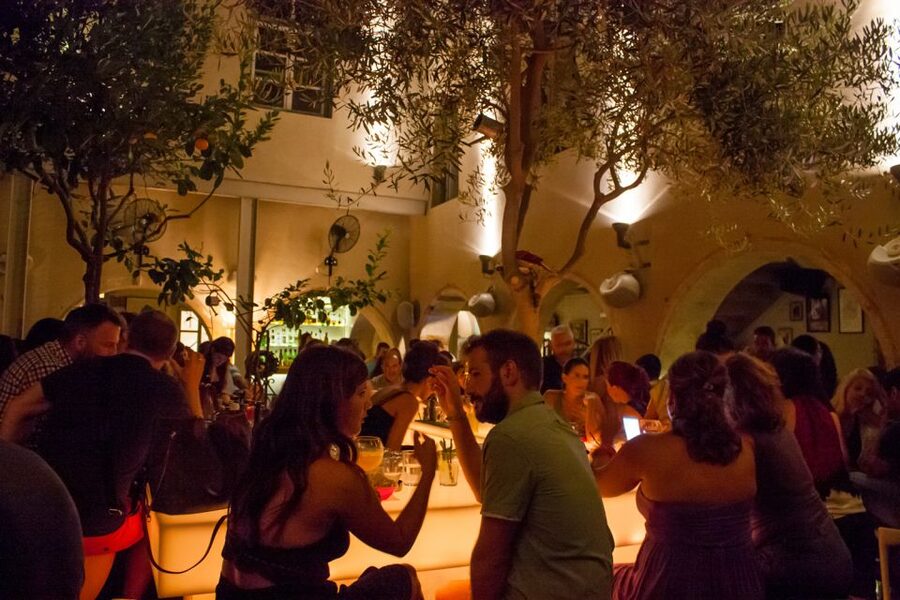 Chania: Wine, Food, and Sunset Tour with 3-Course Dinner - Walking The Venetian Old Port’s Back Streets