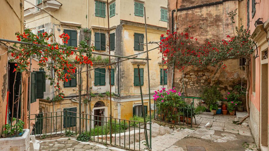 Corfu: Old Town Guided Walking Tour Small Group - Spianada and the broad public heart of town