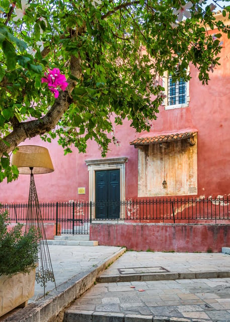 Corfu: Old Town Guided Walking Tour Small Group - Saint Spyridon Church and Corfu’s religious identity