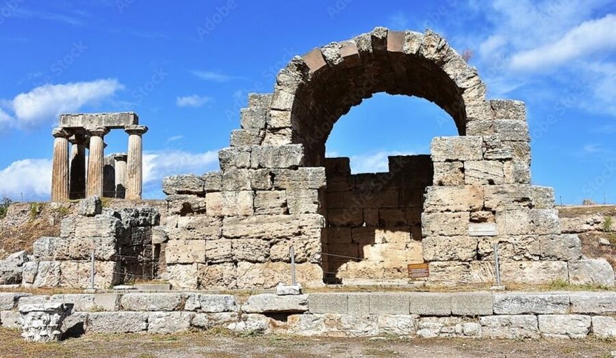 Corinth: 3D Representations & Audiovisual Self-Guided tour - The Peirene Fountain and the city’s stories