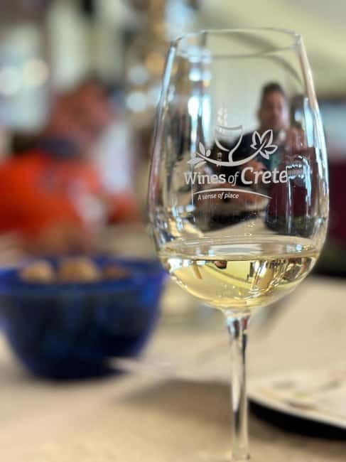 Crete: 2 Wineries Tour with Wine Tasting & Lunch - Transport, timing, and group size