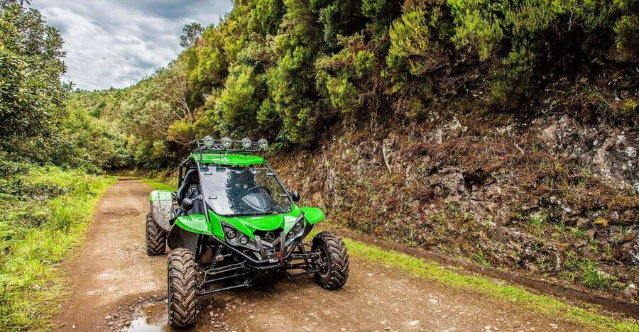 Crete buggy safari - Getting started in Malia with a proper safety briefing