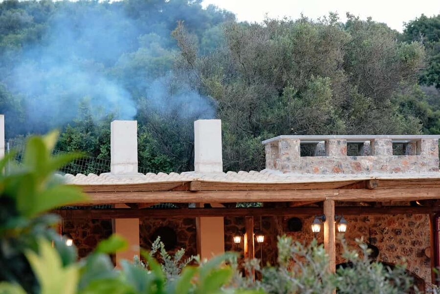 Crete: Knossos, Lasithi, Lasinthos and Olive Farm Combo Tour - Knossos Palace: save your attention for the finale