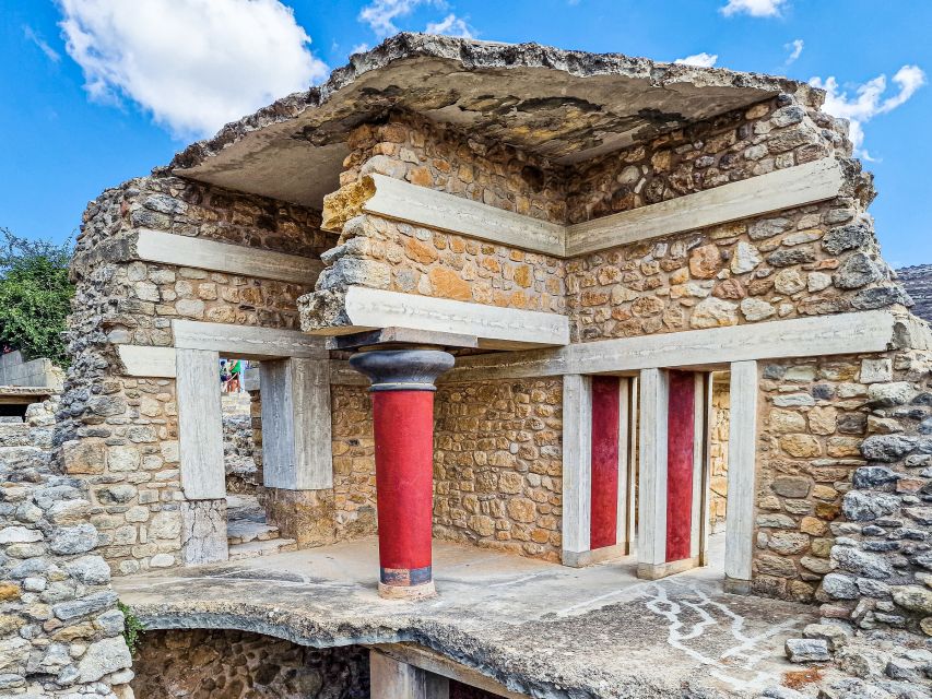 Crete: Knossos Palace, Heraklion City, Market Guided Tour - Starting at Knossos Palace