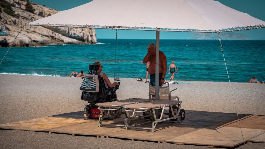 Crete: Matala Beach and Hippie caves, Red beach - Practical tips for making four hours count