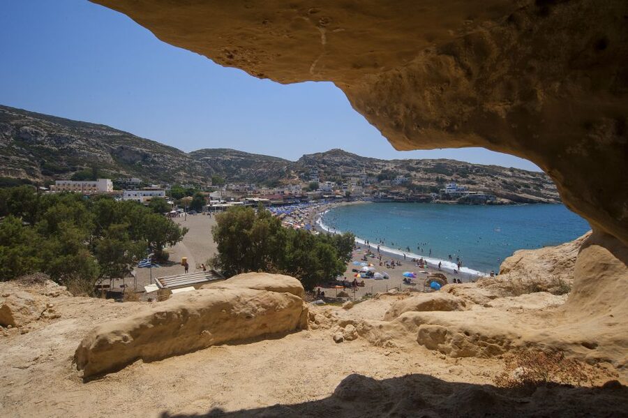 Crete: Matala Beach and Hippie caves, Red beach - The cliff caves and Matala’s hippie past