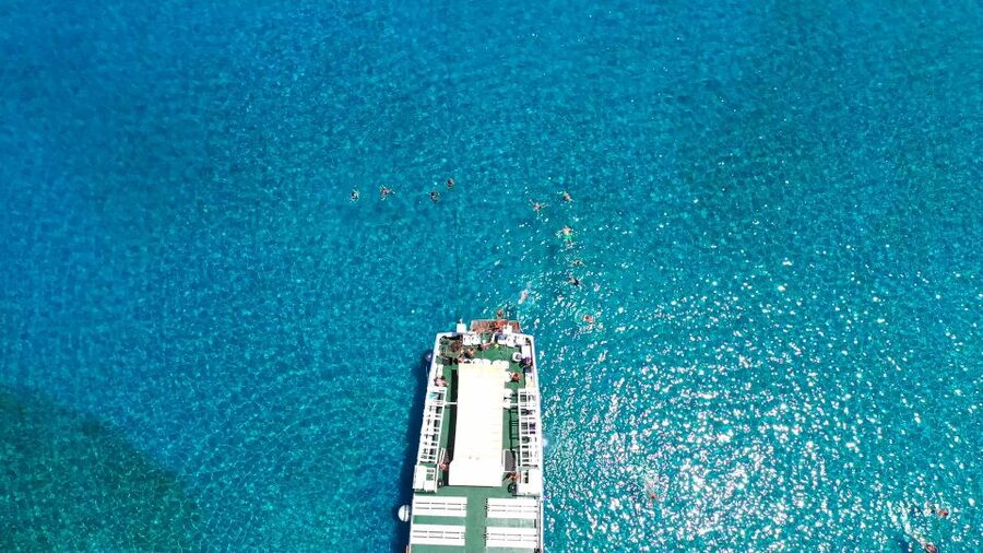 Crete: Mirabello Bay Cruise with Onboard Cocktail - Food, cocktails, and the real cost